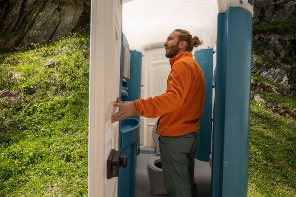 Portable Toilet Options We Offer in Ponce Inlet, FL